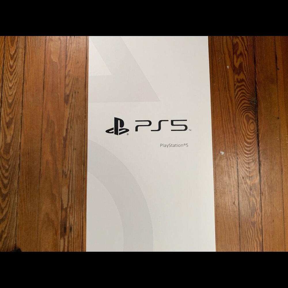 Ps5 - Picture 2 of 3